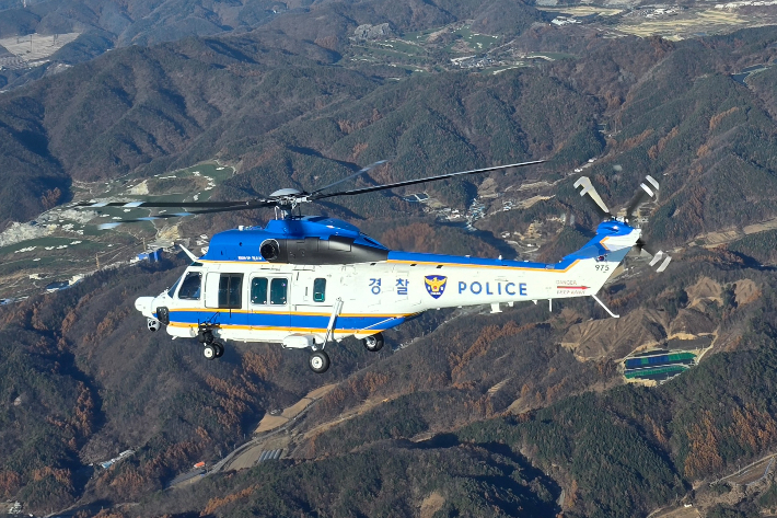  강원경찰청 신규 중형헬기 '참수리(KUH-1P)'. 강원경찰청 제공