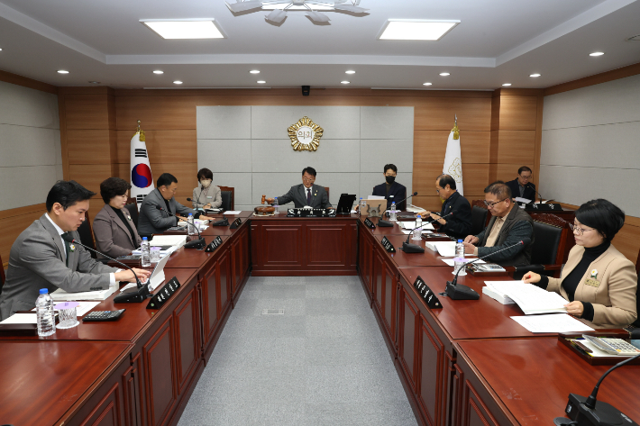 행정사무감사 현장. 보성군의회 제공