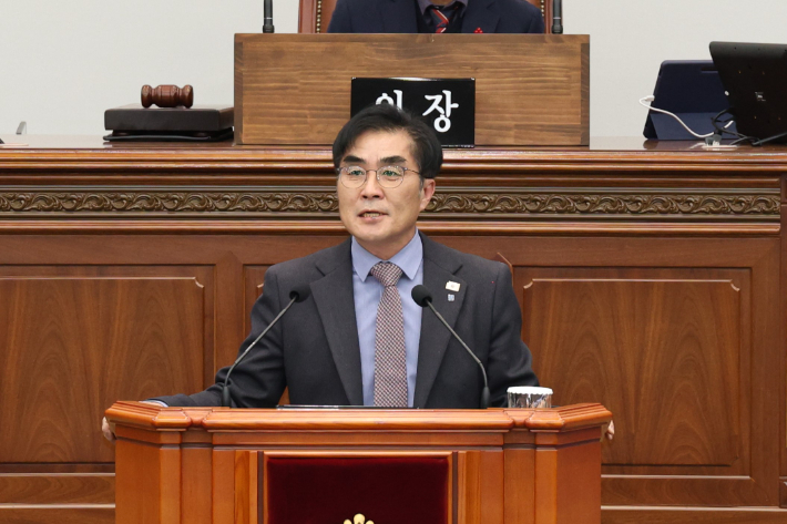 서명일 창원시의원. 창원시의회 제공 