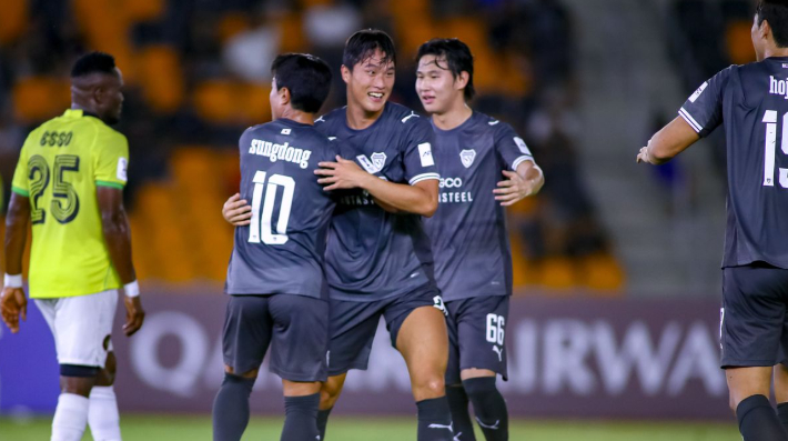 포항 스틸러스와 카야FC의 경기. 아시아축구연맹 홈페이지 캡처