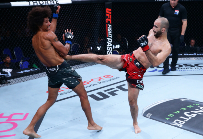 기가 치카제(사진 오른쪽)의 경기 장면. UFC 제공