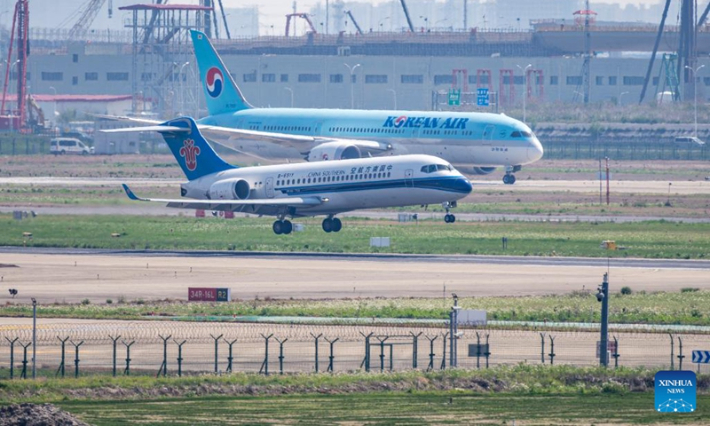 중국 남방항공 소속 C909 여객기. 글로벌타임스 홈페이지 캡처