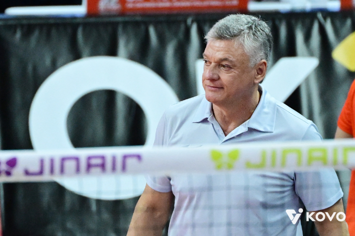 헤난 달 조토 대한항공 감독. 한국배구연맹