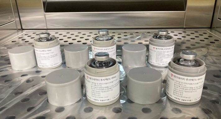  한국원자력연구원이 테크네키티 주사액을 개발했다. 원자력연 제공