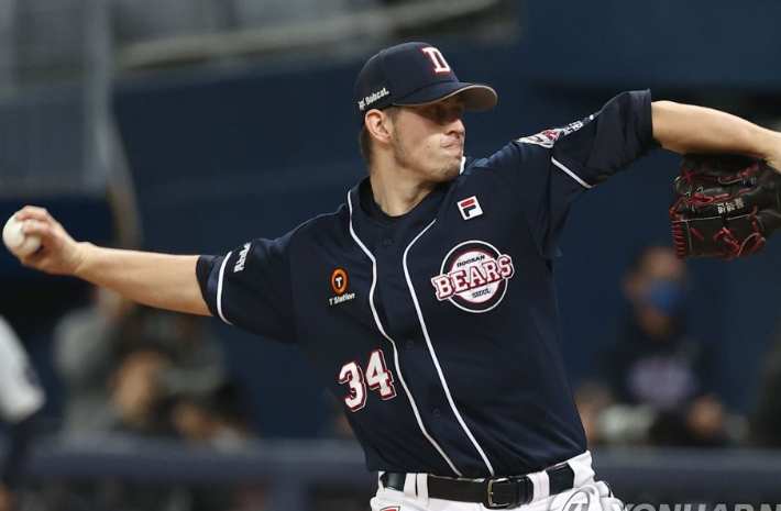 6년 만에 두산으로 복귀하는 우완 플렉센. 연합뉴스 