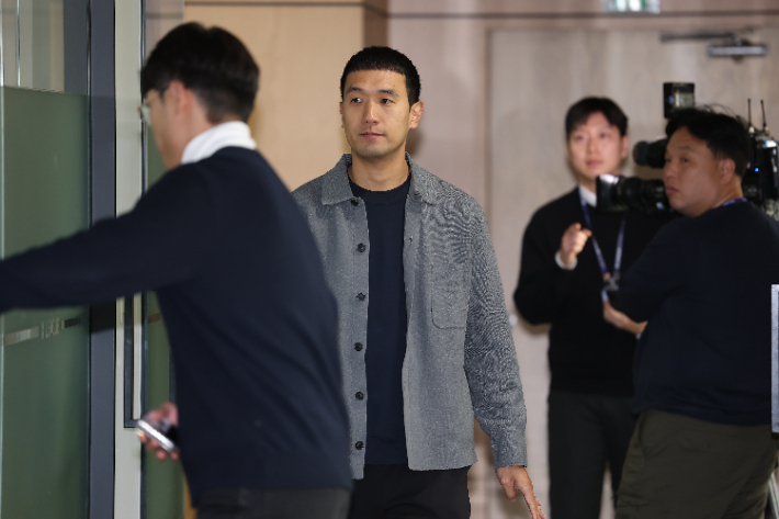 'KFA 승인 없이 인터뷰' 판정 논란에 선 심판, 배정정지 3개월 징계