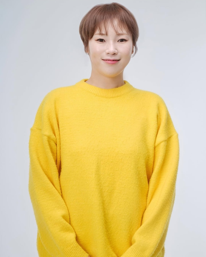 입짧은햇님이 '주사 이모' 이모씨에게 자택 진료를 받은 적이 있다고 밝히고 사과했다. 입짧은햇님 인스타그램