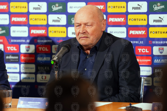 미로슬라프 쿠베크 감독. 체코축구협회 홈페이지