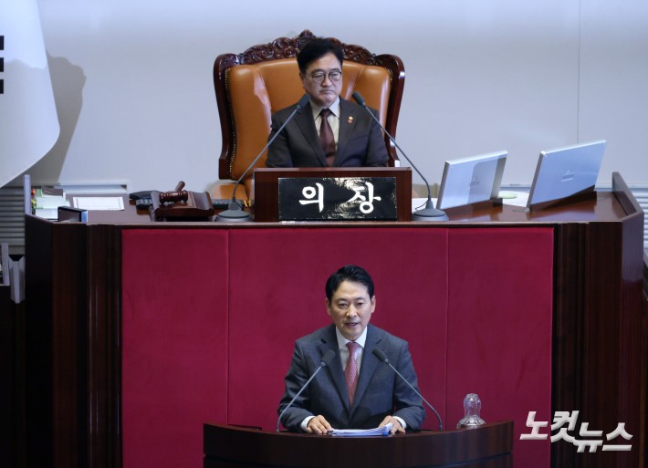 필리버스터 첫 주자로 나선 장동혁 대표