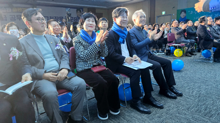 더불어민주당 조승환 정책위 부의장이 지난 20일 광주 김대중컨벤션센터에서 출판기념회를 열었다. 조승환 부의장 제공