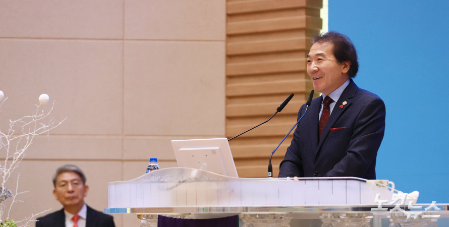 광주유일교회 1호 성도라고 밝힌 김제원 장로(기획위원장)가 인사말을 하고 있다. 한세민 기자