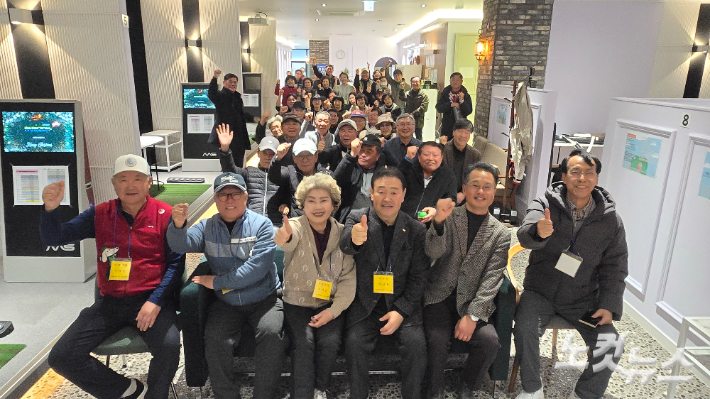 지난 22일 바이킹스크린파크골프제주점에서 열린 제1회 제주CBS배 스크린파크골프 대회. 이창준 기자