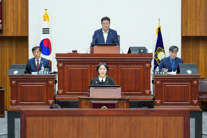 김소현 의원이 제293회 경주시의회 임시회 제1차 본회의에서 5분자유발언을 하고 있다. 경주시의회 제공