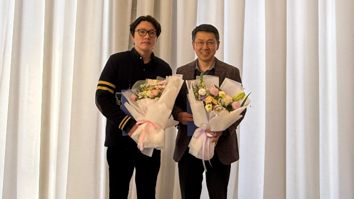 왼쪽부터 장경식 조선대병원 응급구조사, 조수형 조선대병원 응급의학과 교수. 조선대병원 제공