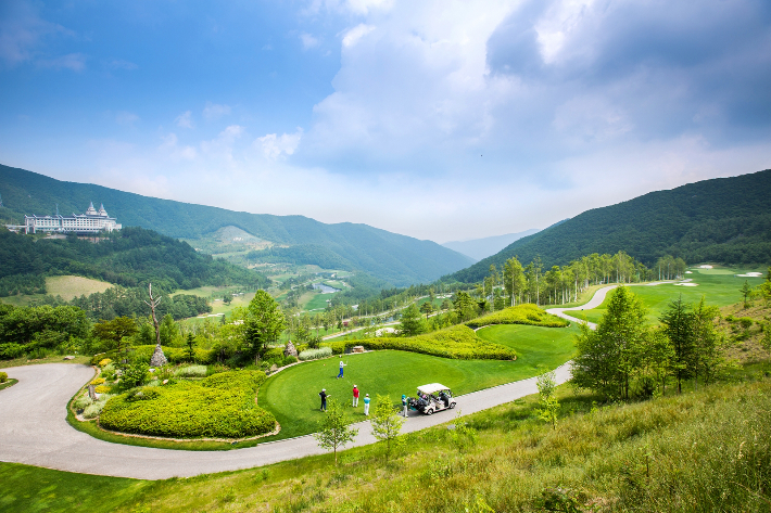국내 한 골프장 전경. 연합뉴스 