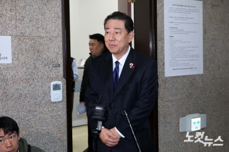 김병기, "가족 항공사 의전 의혹 사실 아니다"