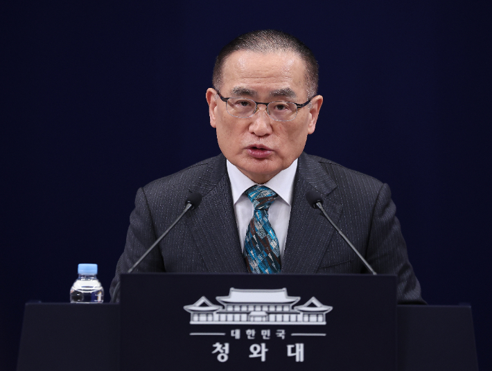 위성락 국가안보실장이 24일 청와대 춘추관에서 미국·캐나다·일본 방문 관련 브리핑을 하고 있다. 연합뉴스