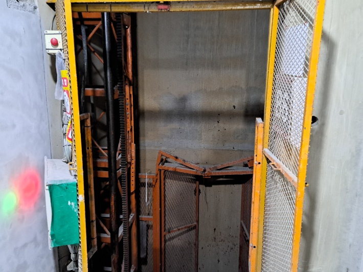 28일 외국인 노동자 추락사가 발생한 사고 현장.해운대 경찰서 제공 