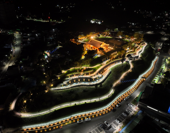 열선루 야경 전경. 보성군 제공