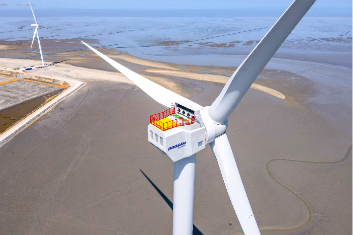두산에너빌리티가 국내 기술로 독자개발한 8MW급 해상풍력 발전기(DS205-8MW) 전경. 두산에너빌리티 제공