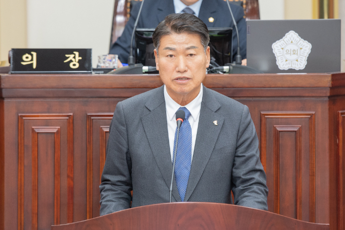 시정연설에 나선 함명준 강원 고성군수. 고성군 제공