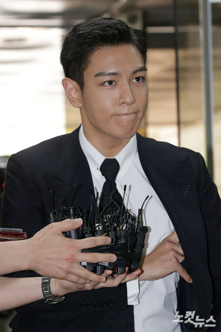 그룹 빅뱅 출신 탑이 새해 새 앨범 발매를 예고했다. 