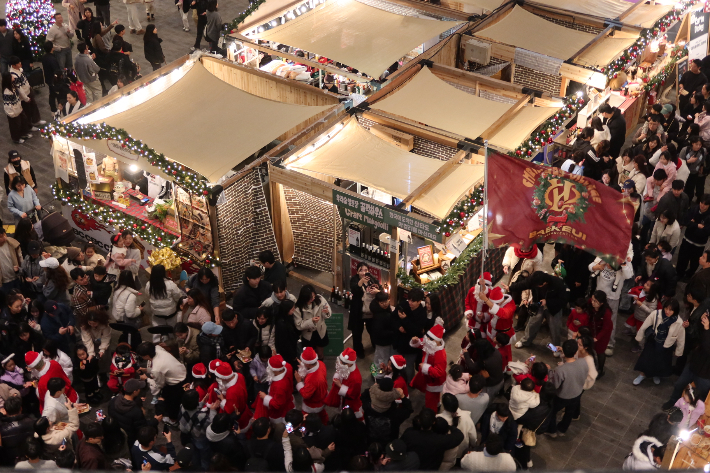 크리스마스빌리지인부산 영화의전당. 부산관광공사 제공