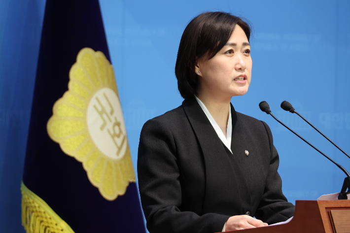 더불어민주당 백승아 원내대변인. 연합뉴스