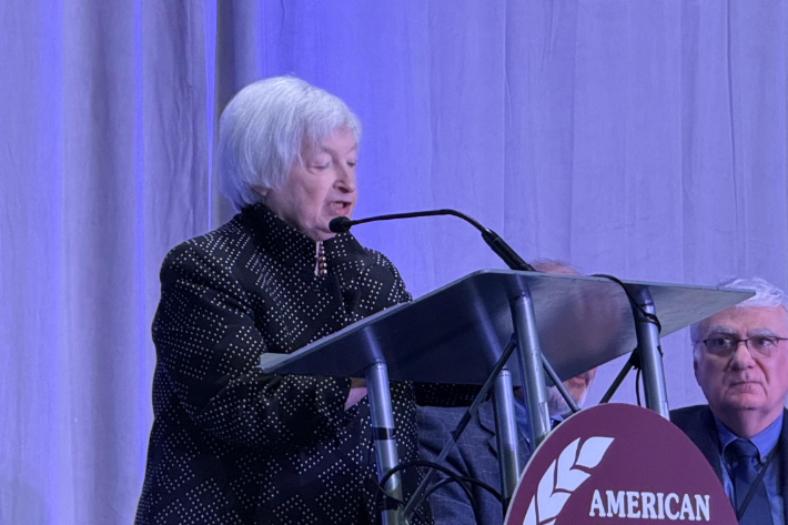 패널토론 발언하는 재닛 옐런 전 미 재무부 장관. 연합뉴스