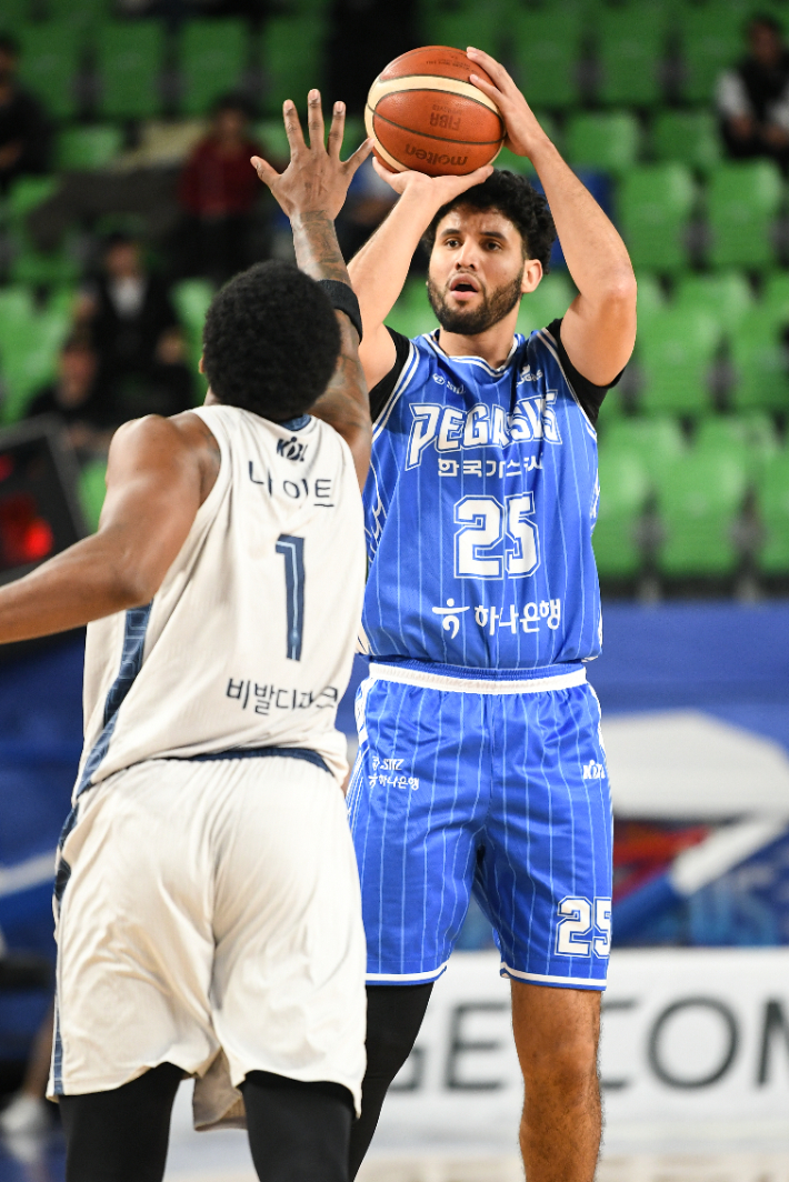 한국가스공사의 새 외국인 선수 베니 보트라이트. KBL 제공