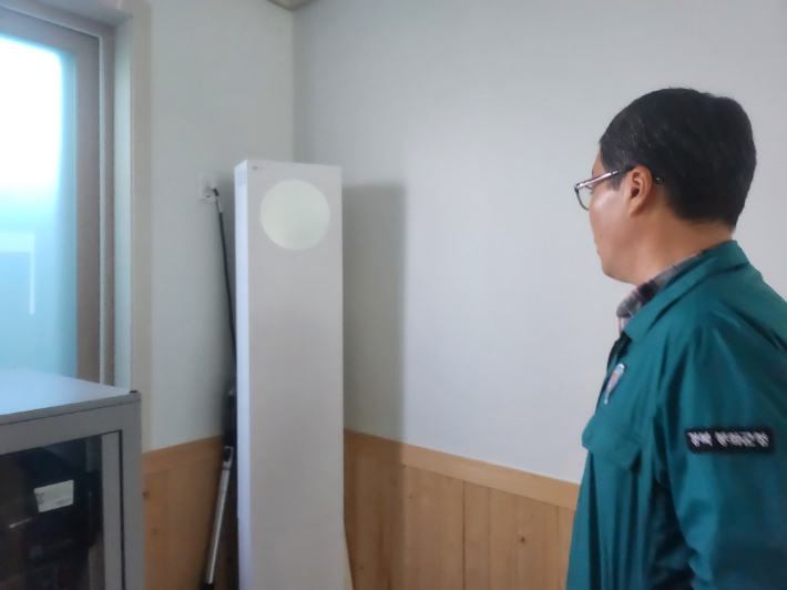 봉화군 한파쉼터 점검. 경북도 제공