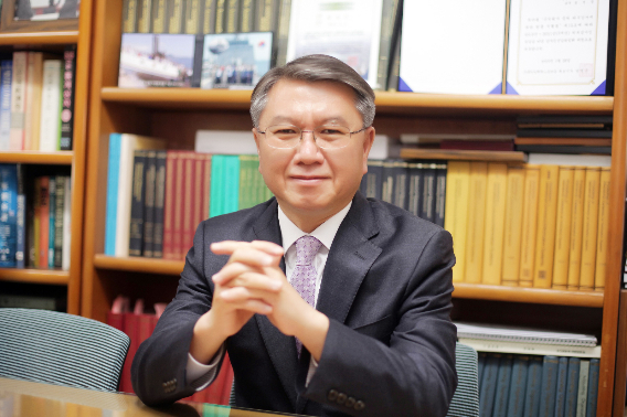 송신근 교수. 창원대 제공