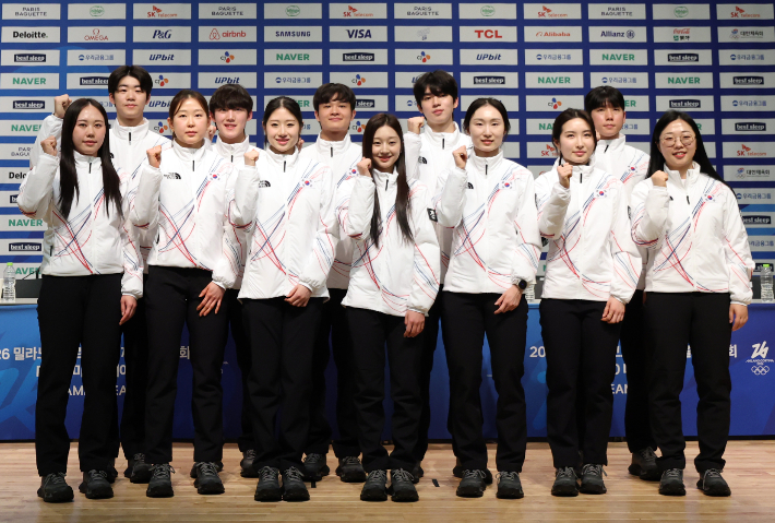 '金 하나 더!' 동계올림픽 한 달 앞둔 선수단 "반드시 시상대 서겠다"