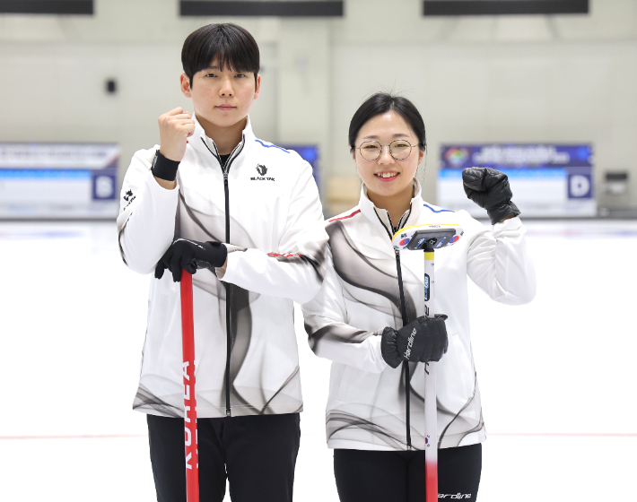 목표는 '韓 컬링 첫 올림픽 金'…믹스더블 도전하는 김선영-정영석
