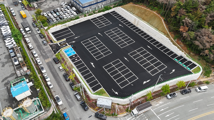 경주시가 외동2일반산단에 공용주차장을 조성했다. 경주시 제공