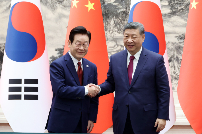 이재명 대통령(왼쪽)과 시진핑 중국 국가주석. 연합뉴스
