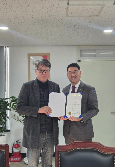 경남도립극단 장봉태 예술감독 위촉. 경남도청 제공 