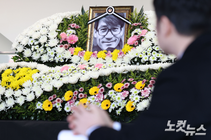 6일 서울 중구 충무로 서울영화센터에 배우 고 안성기를 추모하는 공간이 마련돼 있다. 류영주 기자