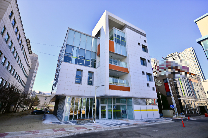 장애인종합복지센터 외부 전경. 속초시 제공