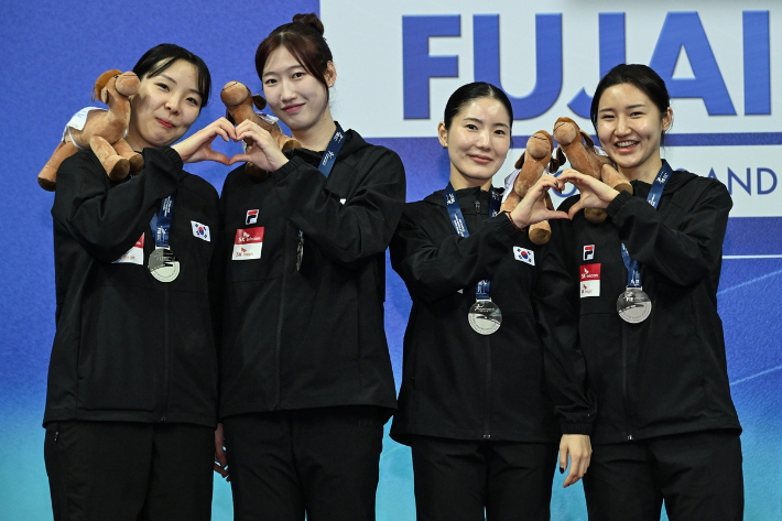 한국 펜싱 여자 에페 대표팀. 대한펜싱협회 