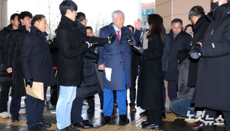 전광훈, 서부지법 난동 사태 1년 만에 구속 기로