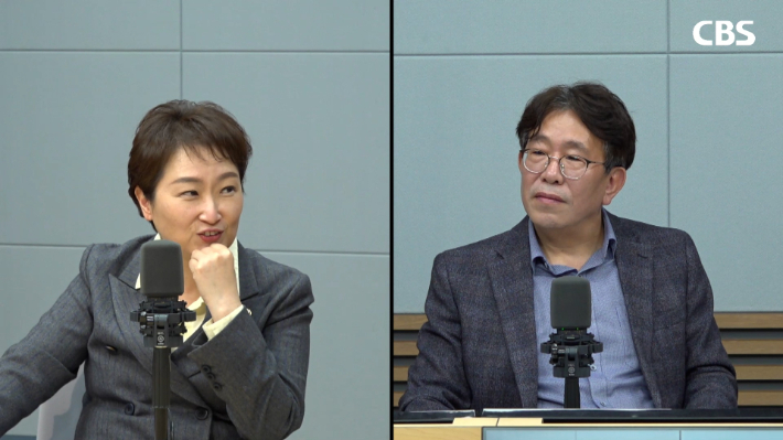 이언주 더불어민주당 최고위원이 13일 전남CBS 라디오 '시사포커스'에 출연해 인터뷰하고 있다. 전남CBS 제공