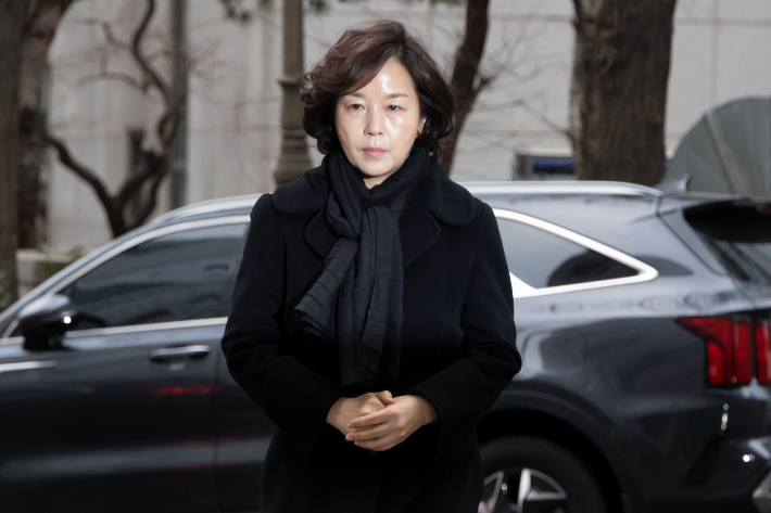 "모든 걸 말씀" 김경, 경찰에 노트북·태블릿도 제출