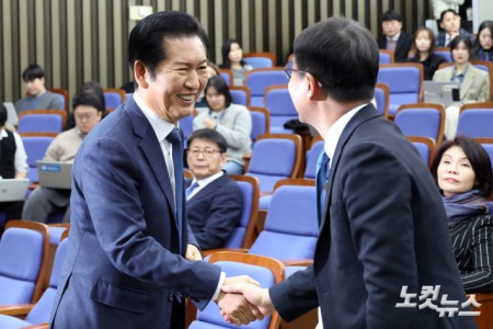 인사하는 정청래-한병도