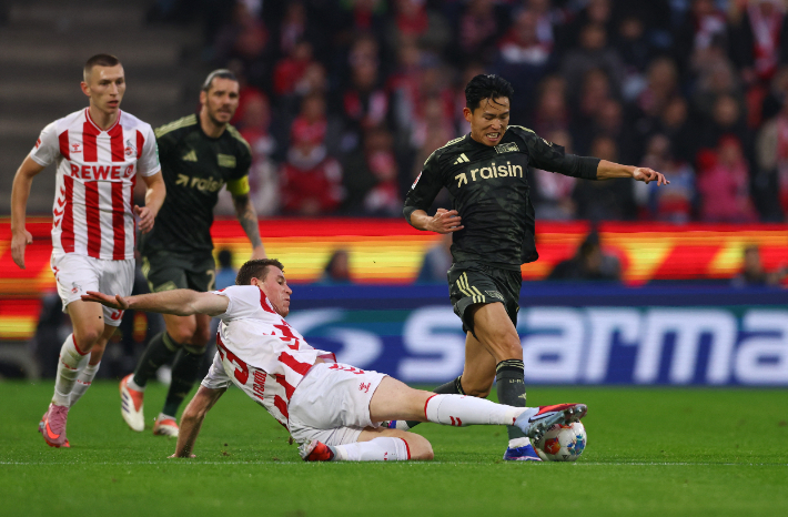 드리블하는 정우영. 연합뉴스