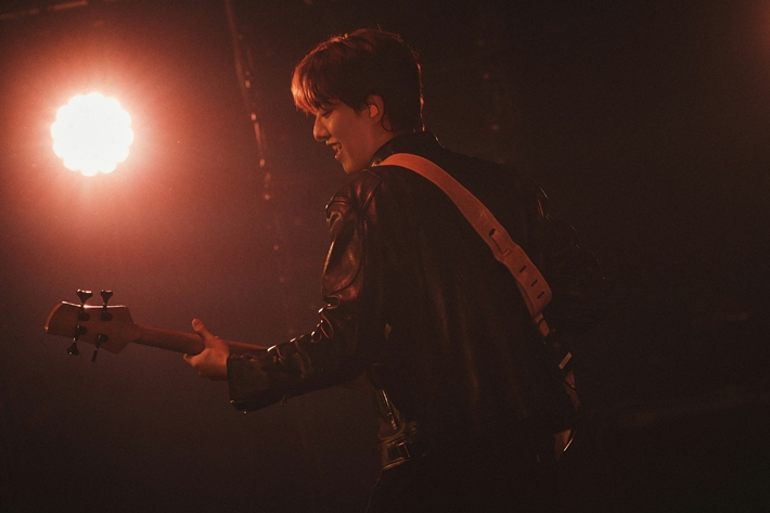 베이스 이정신. FNC엔터테인먼트 제공