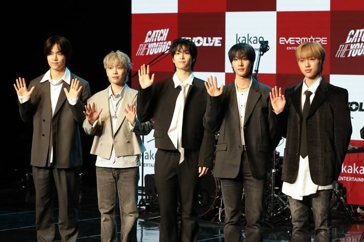 캐치더영"정규앨범 없는 밴드, 정확한 평가받기 어렵다고 생각해요"[현장EN:]