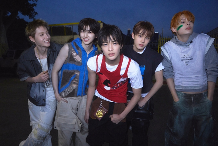 그룹 코르티스의 '패션'이 18일 기준 스포티파이에서 1억 스트리밍을 돌파했다. 빅히트 뮤직 제공