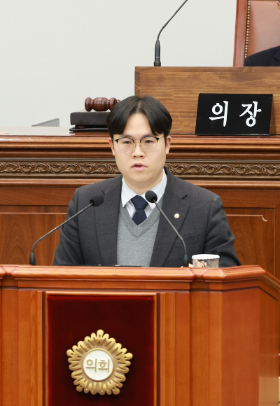 진형익 창원시의원. 창원시의회 제공 