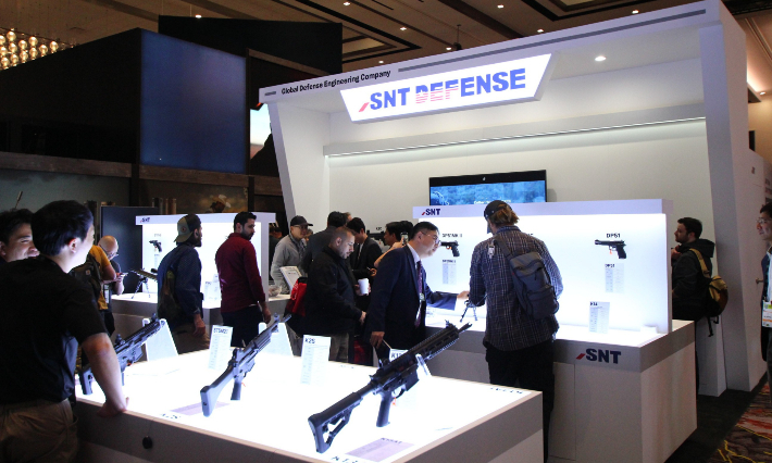 미국 Shot Show 2026 전시회 부스 모습. SNT모티브 제공